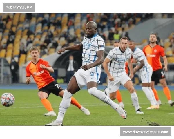 亚特兰大客场力克马赛 拉扎尔远射制胜